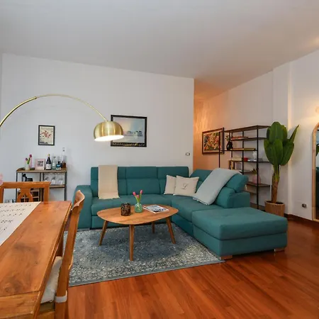Casa Maddy - Balcony, Parking, 20-minute Walk To The Center