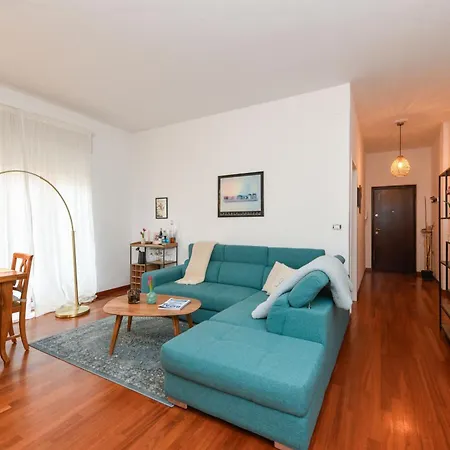 Apartment Casa Maddy - Balcony, Parking, 20-minute Walk To The Center