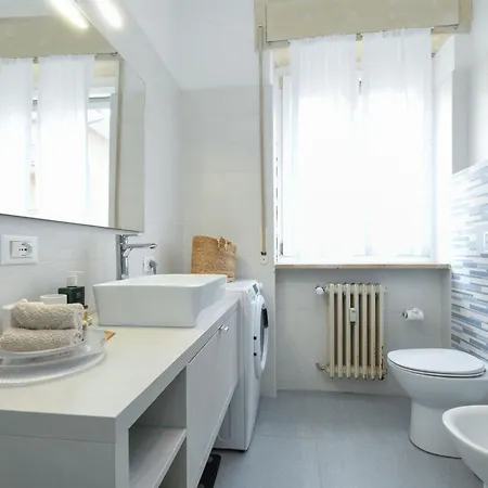 Casa Maddy - Balcony, Parking, 20-minute Walk To The Center Apartment Verona